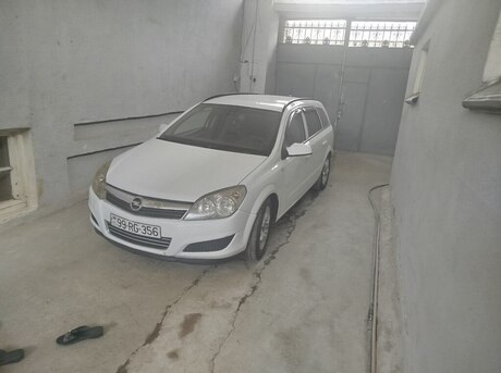 Opel Astra 2008