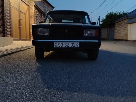 LADA (VAZ) 2107 2004