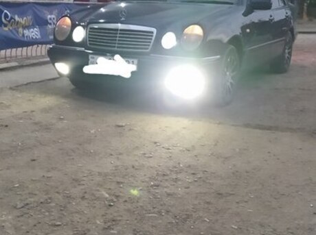 Mercedes E 300 d 1996