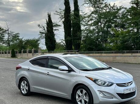 Hyundai Elantra 2015