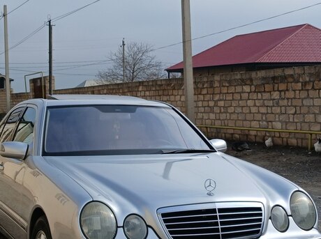Mercedes E 240 1999