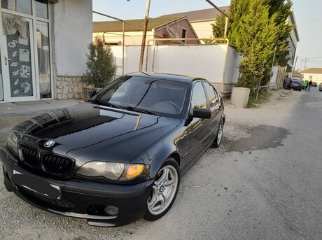 BMW 320