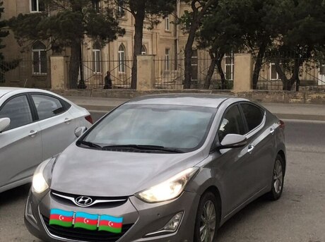 Hyundai Avante 2015
