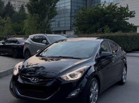 Hyundai Elantra 2013