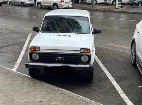LADA (VAZ) Niva 1990