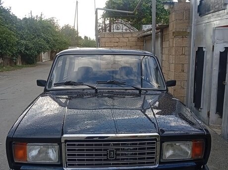LADA (VAZ) 2107