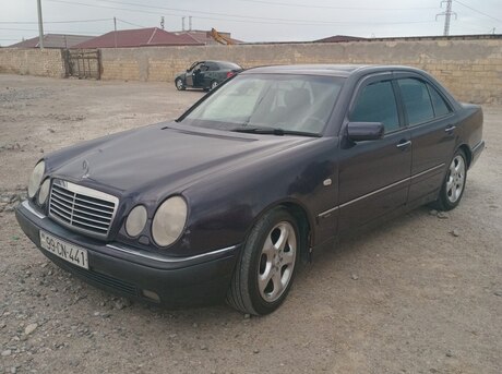Mercedes E 240 1998