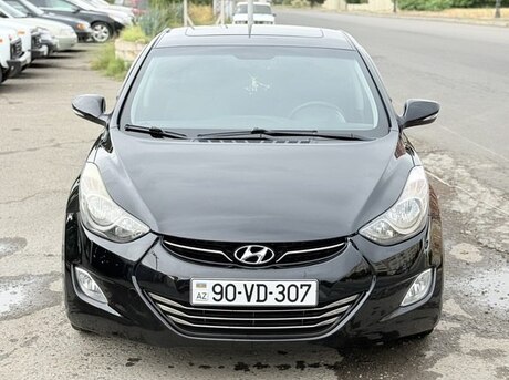 Hyundai Elantra 2012