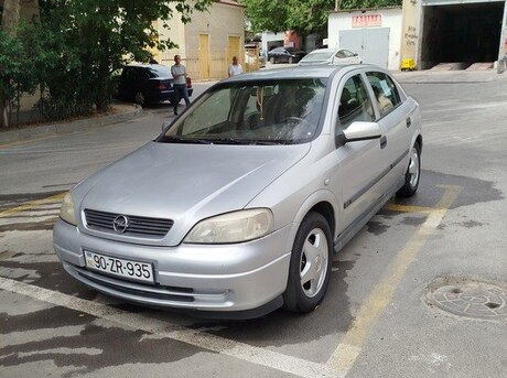 Opel Astra 1998