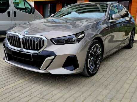 BMW i5