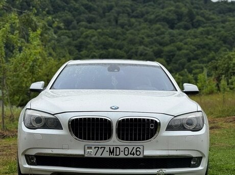 BMW 750