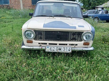 LADA (VAZ) 21011 1985