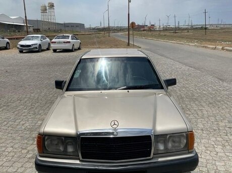 Mercedes 190
