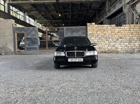 Mercedes C 180