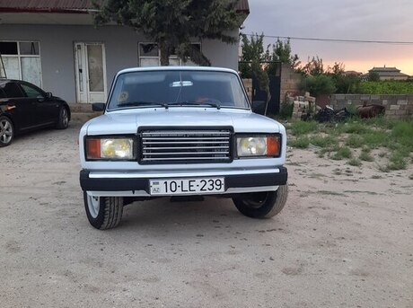LADA (VAZ) 2107
