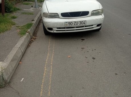 Daewoo Nubira 1998