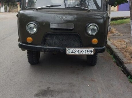 UAZ 452