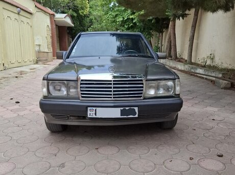 Mercedes 190 1992
