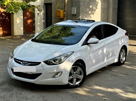Hyundai Elantra 2013