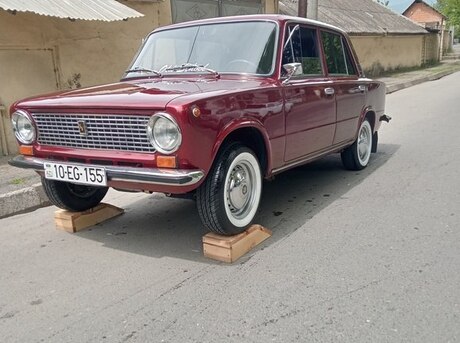 LADA (VAZ) 21011 1981