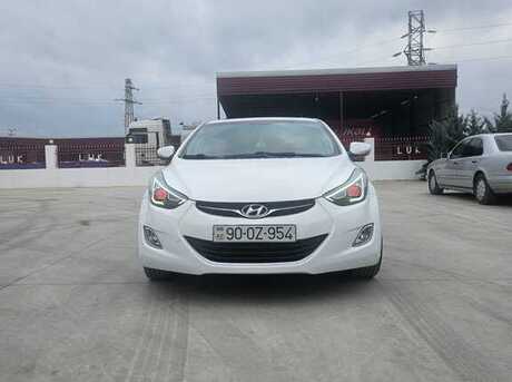 Hyundai Elantra 2012