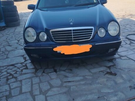 Mercedes E 240 2000