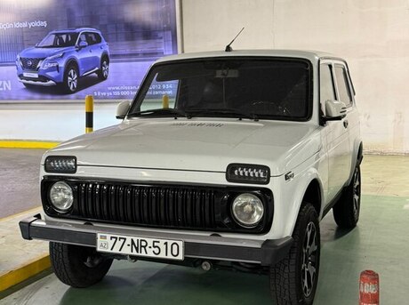 LADA (VAZ) Niva 2015