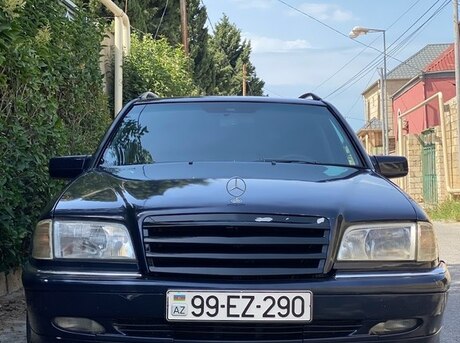 Mercedes C 240