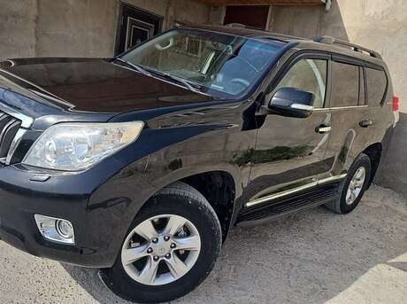 Toyota Land Cruiser Prado 2012