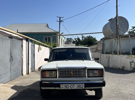 LADA (VAZ) 2107