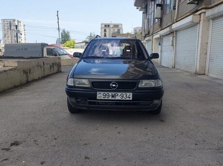 Opel Astra 1996