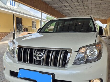 Toyota Land Cruiser Prado 2012
