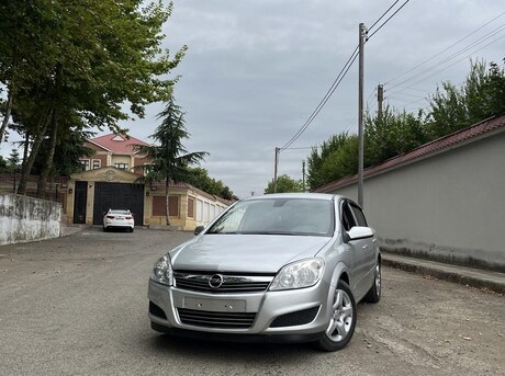 Opel Astra 2009