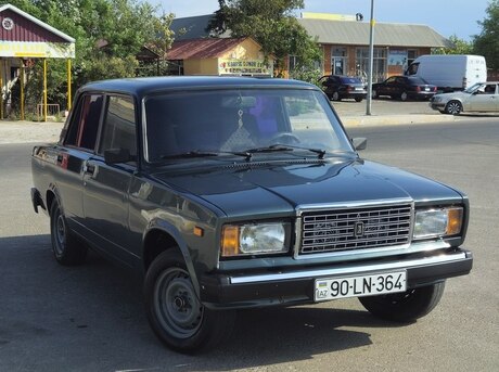 LADA (VAZ) 2107
