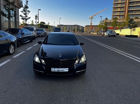 Mercedes E 220 d 2011