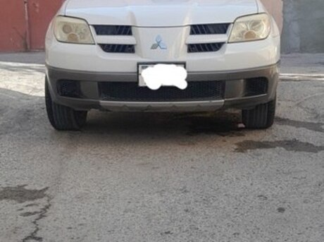 Mitsubishi Outlander 2005
