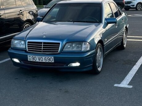 Mercedes C 240