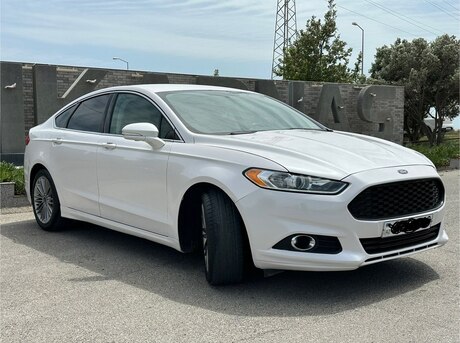 Ford Fusion 2015