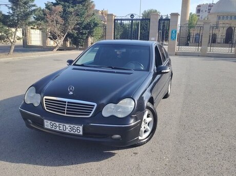 Mercedes C 180
