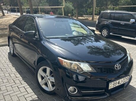 Toyota Camry 2013