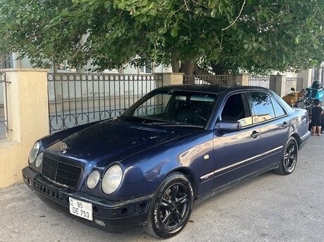 Mercedes E 220 d 1999