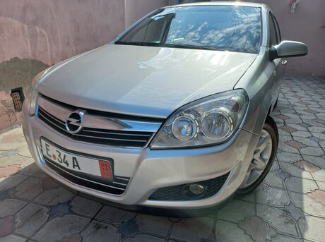 Opel Astra 2007