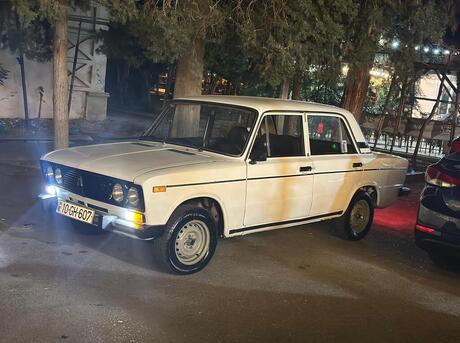 LADA (VAZ) 2106 2000