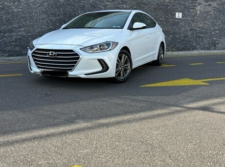 Hyundai Elantra 2017