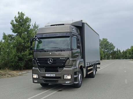 Mercedes  2008