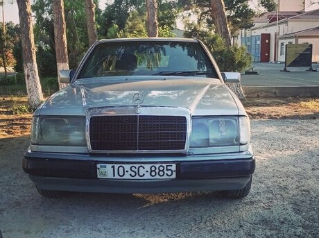 Mercedes E 200 d 1991