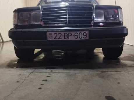 Mercedes E 220