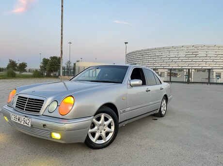 Mercedes E 200 1998