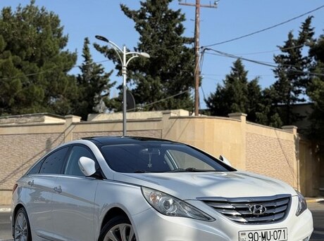 Hyundai Sonata 2011