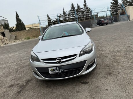 Opel Astra 2015